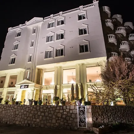 Oda ve Kahvaltı Olimpos 4*