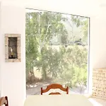 Olimpos לינה וארוחת בוקר 4*