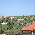 לינה וארוחת בוקר Olimpos 4*