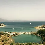 לינה וארוחת בוקר Olimpos דטקה