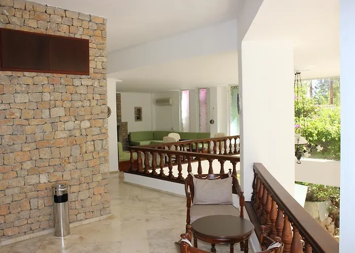 Olimpos Bed and Breakfast 4*